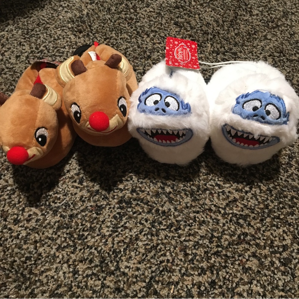 Rudolph themed set of 2 pair of slippers